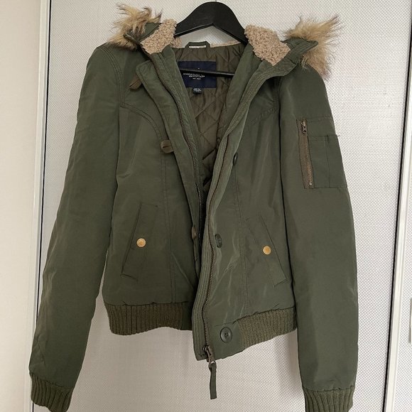 American Eagle Spring Green Jacket - Picture 1 of 2